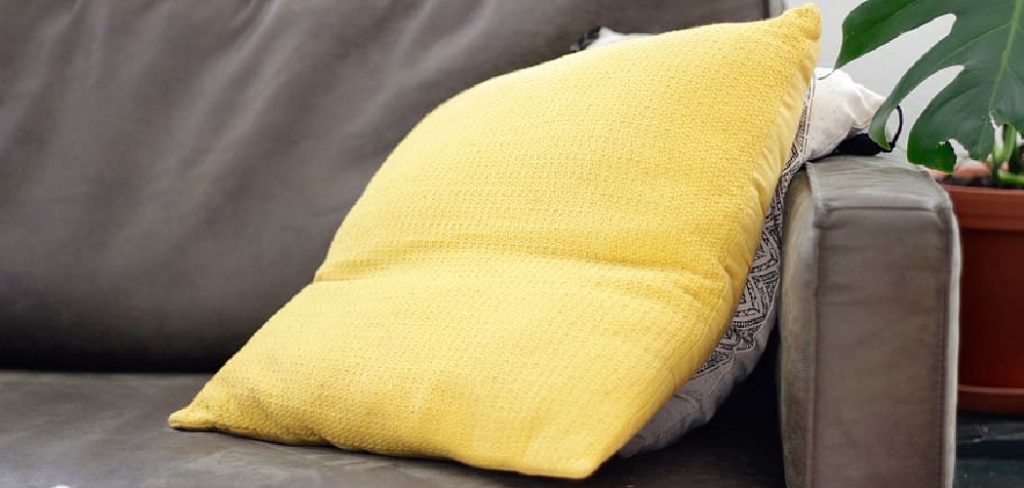 How to Clean a Backrest Pillow