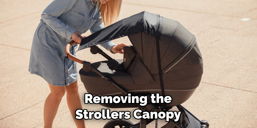  Removing the Stroller's Canopy