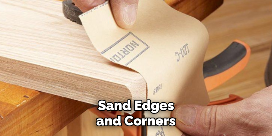 Sand Edges and Corners