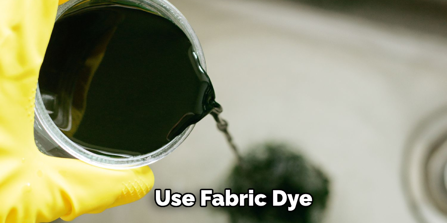 Using Fabric Dye