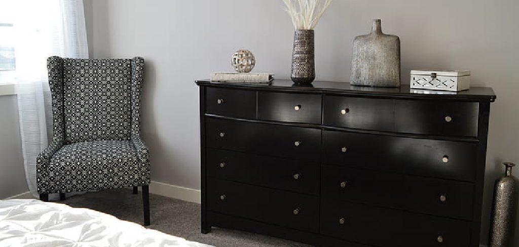 How to Paint Furniture Black