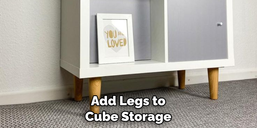 add legs to cube storage