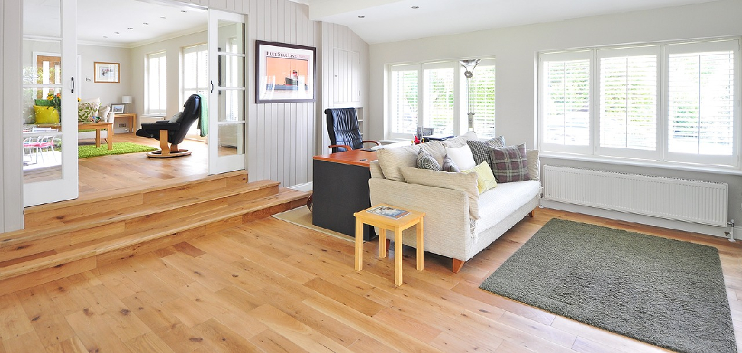 How to Apply Polyurethane to Wood Floors Without Bubbles